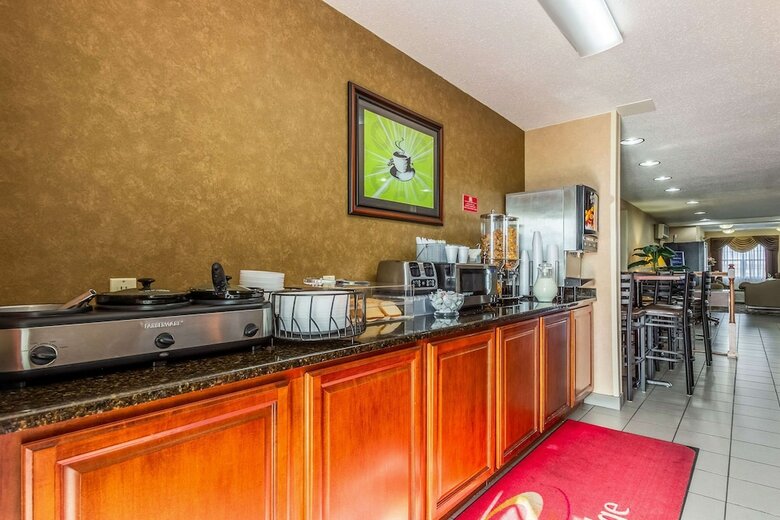 Hotel Econo Lodge Inn & Suites Evansville