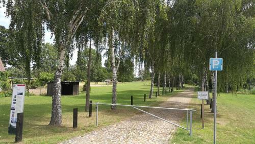 Monteur-, Ferien- Und G�stehaus In Gro� Rossau