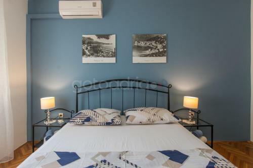 Seafront Apartment Mirta