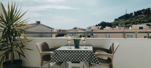 Apartments M