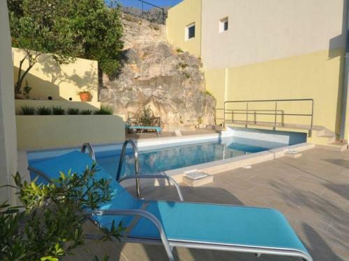 Villa Lea With Private Pool, Tennis Court And Mini Golf Course