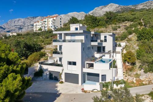 Luxury Apartments Diamond