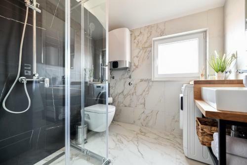 Modern Holiday Apartment "libra" With Swimming Pool