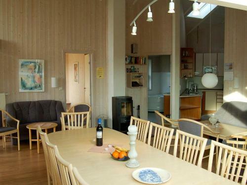 Four-bedroom Holiday Home In Otterndorf 9