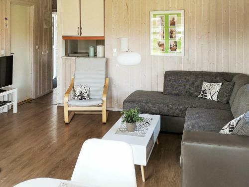 Two-bedroom Holiday Home In Otterndorf 4