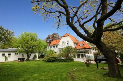 Apartamento Strandvilla Rheingold - Ferienwohnung Monet