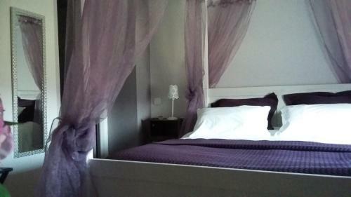 Bed & Breakfast Domaine De La F�e-licit�