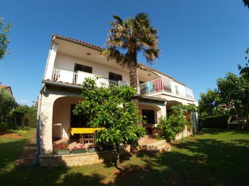Apartments Anka 372
