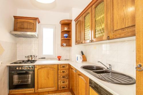 Family House With 2 Apartments - Irma