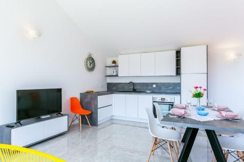 Apartments Nevia