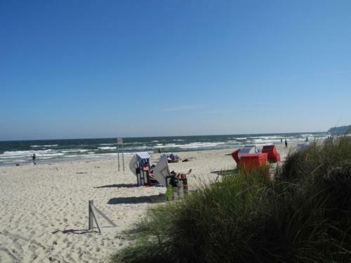 Apartamento Strandvilla Baabe 18 - Strandgefl�ster