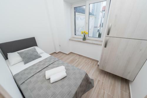 Balen City Central House For 8