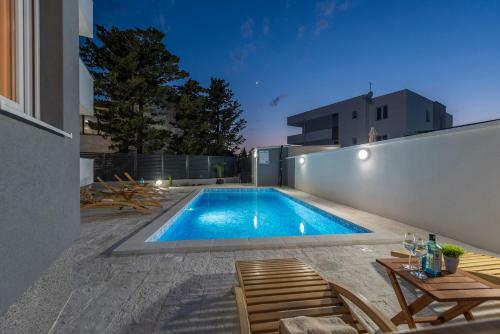 Apartamento Villa Star 4 A Centrally Located Ap. With A Pool