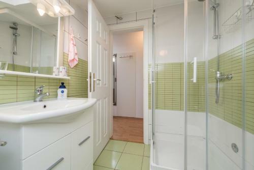Ilia Sea View Apartment