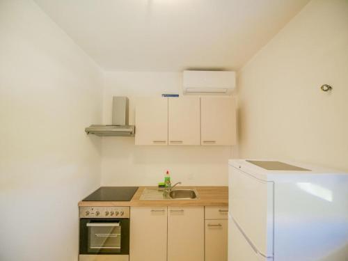 Apartments With A Parking Space Novalja, Pag - 17954