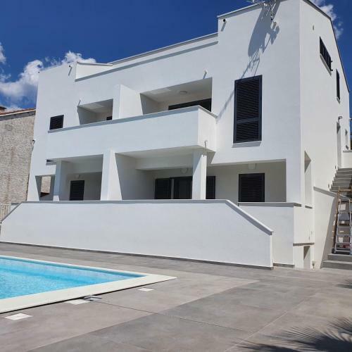Villa Aquamarine Apartments