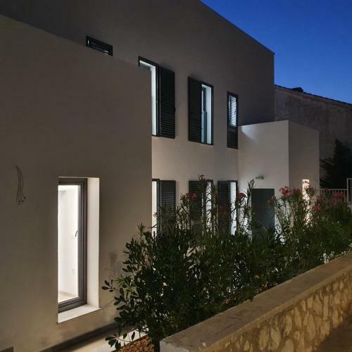 Villa Aquamarine Apartments