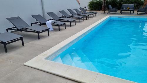 Villa Aquamarine Apartments