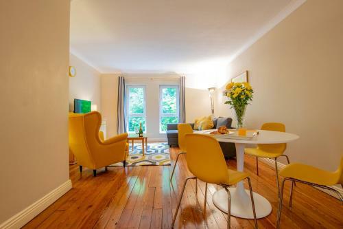 Apartamento The Killary At The Harbour Mills By Shortstays