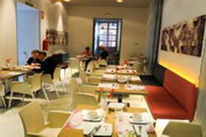 Hotel Petit Palace Marques Santa Ana
