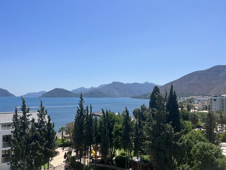 Hotel Kaya Maris