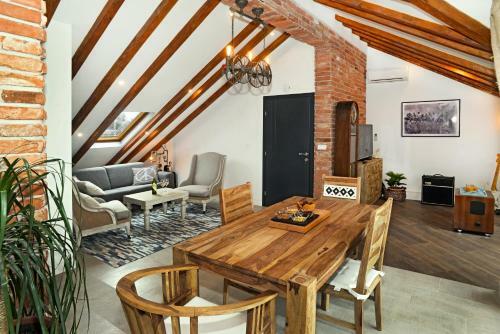 Apartment Holiday In Podstrana