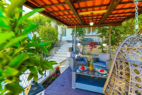B&r, Beach Studio Apartment