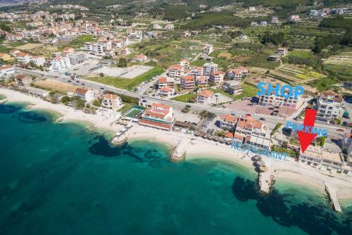 Sunrise Beach Apartments