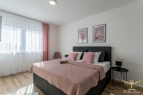 Brand New And Unique Villa Tomi