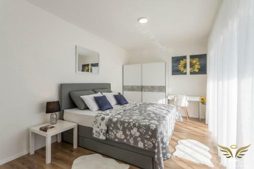 Brand New And Unique Villa Tomi