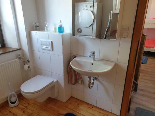 Apartamento Ferienwohnung H�gelhaus