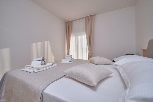 Apartamento M Entire Floor In A Spacious House With Pool