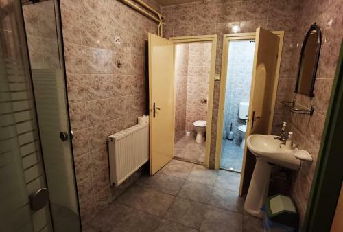 Bed & Breakfast Komplex -rendezv�nytermek-panzi�-apartman-irod�k-