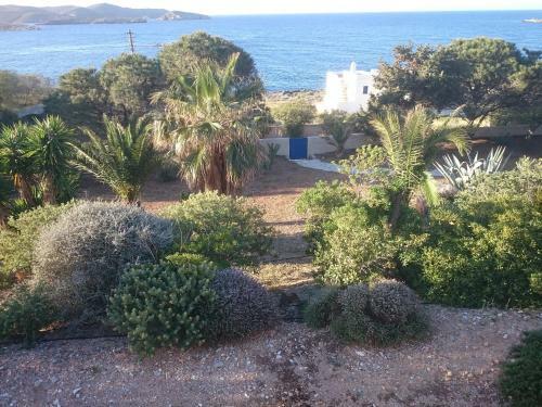 Villa With Extraordinary View Near The Sea