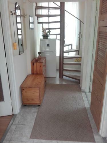 Gy�ngyvir�g Apartman