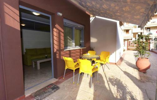 Apartamento Elia Beach Modern Suites