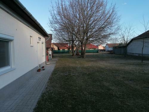 Apartamento Istv�n Vend�gh�z