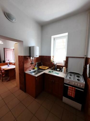 Apartamento Istv�n Vend�gh�z