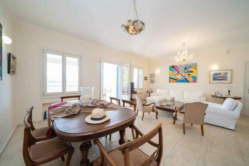 Paradise House Fiskardo Apart2