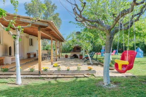 Gina's Cottage House