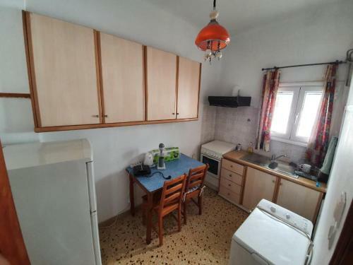 Apartamento Elenas House Poros Chanel View
