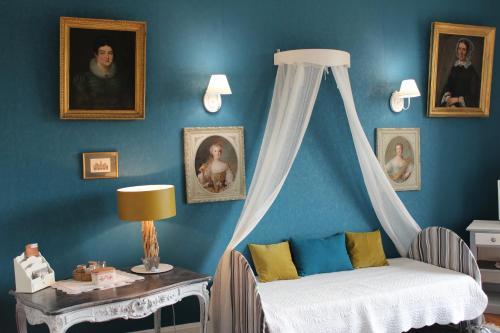 Bed & Breakfast Chambres D'h�tes Les M�neaux