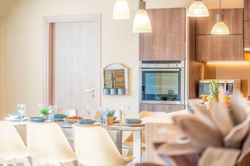 Luxury Villa Matzourana