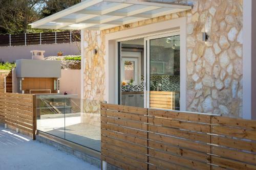 Villa Nightingale Luxury Suites Corfu