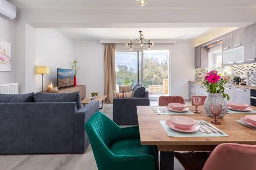 Villa Nightingale Luxury Suites Corfu