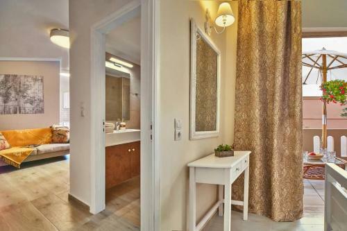 Natasha's Luxury Apartment By The Sea