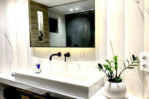 Apartamento Smart Suite 10min By Car From Old Town