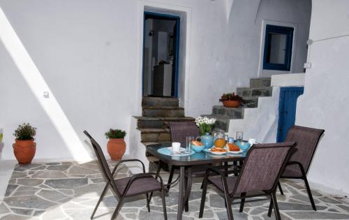 Gavrion's Nest - Premium Cycladic Studio