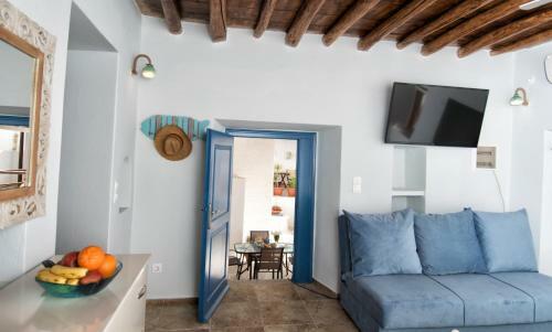 Gavrion's Nest - Premium Cycladic Studio
