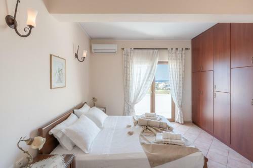 The Maisonette: Five Min From The Beach With View